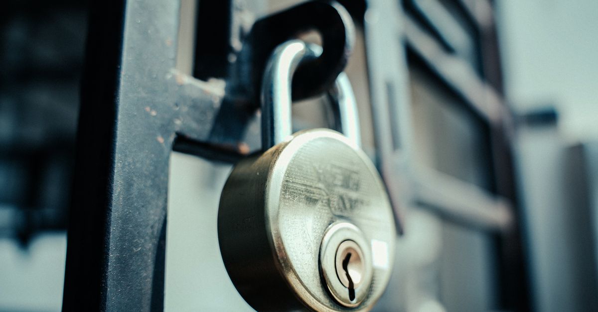 Locked Out of Your House in Henderson? Do These Things First — Henderson Locksmiths
